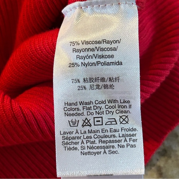 DKNY juniors women’s size L, Vibrant Red Crop Knit Zip-Up sweater. Like new - Picture 5 of 6